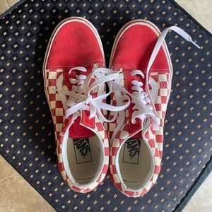 Vans “Old School” checkered with leather front. Size 7 men 8.5 women